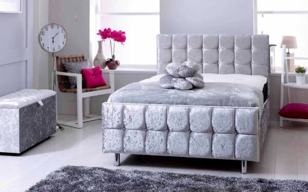 Crushed Velvet Cube Dimante bed